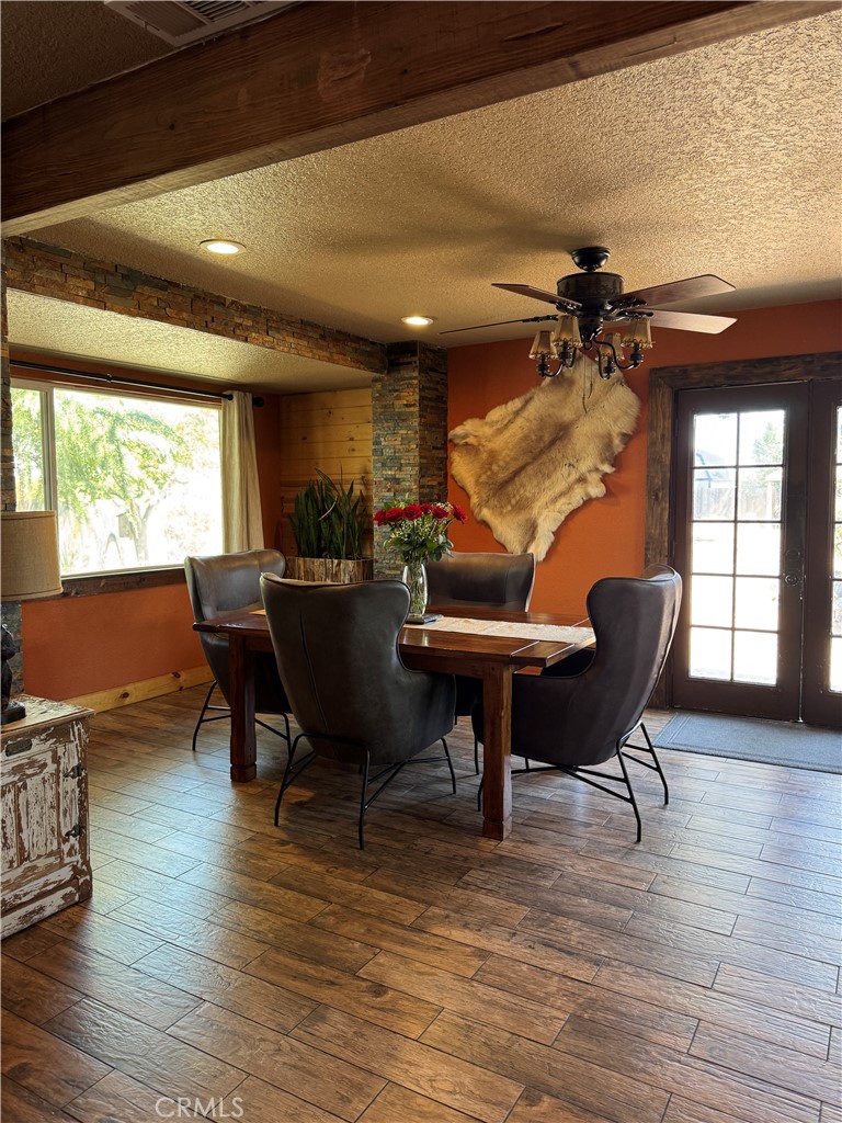 5200 N Gratton, Denair, CA 95316