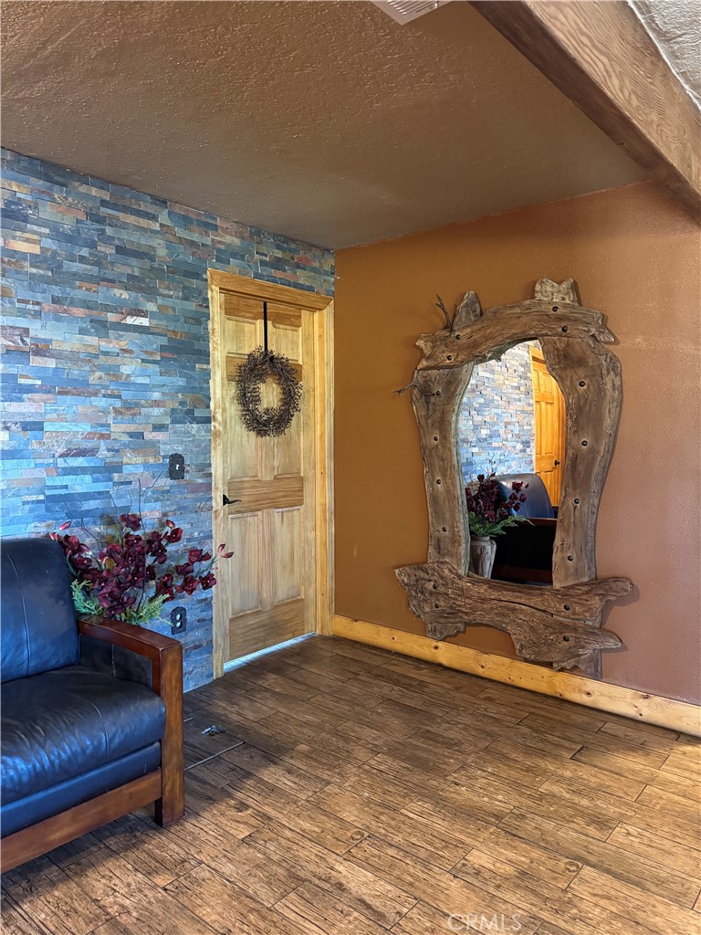 5200 N Gratton, Denair, CA 95316
