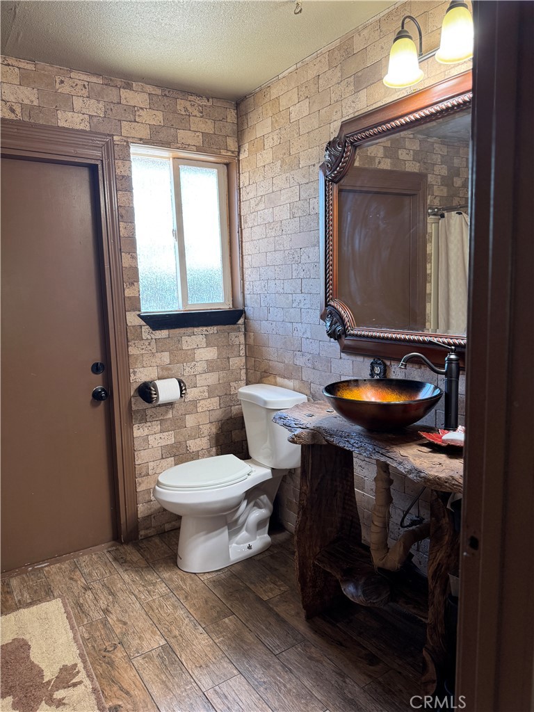 5200 N Gratton, Denair, CA 95316