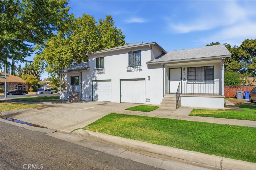 2205 O, Merced, CA 95340