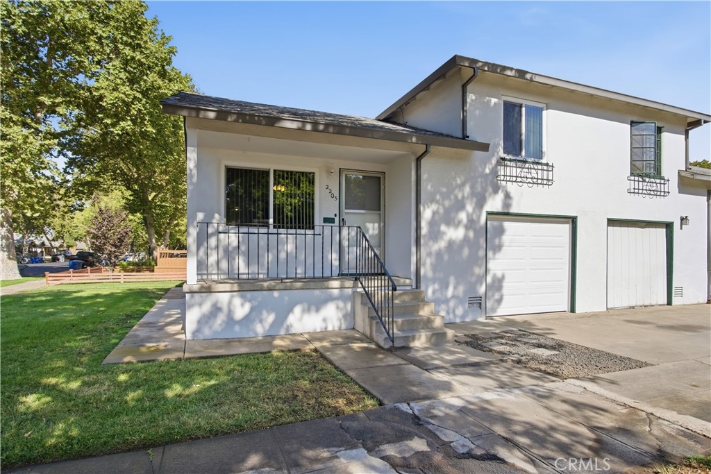 2205 O, Merced, CA 95340
