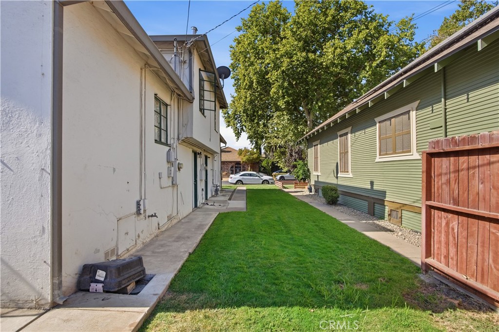 2205 O, Merced, CA 95340