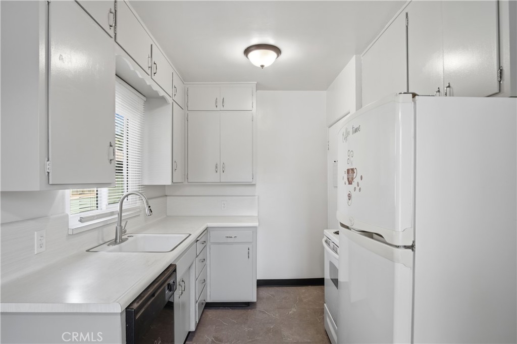 2205 O, Merced, CA 95340