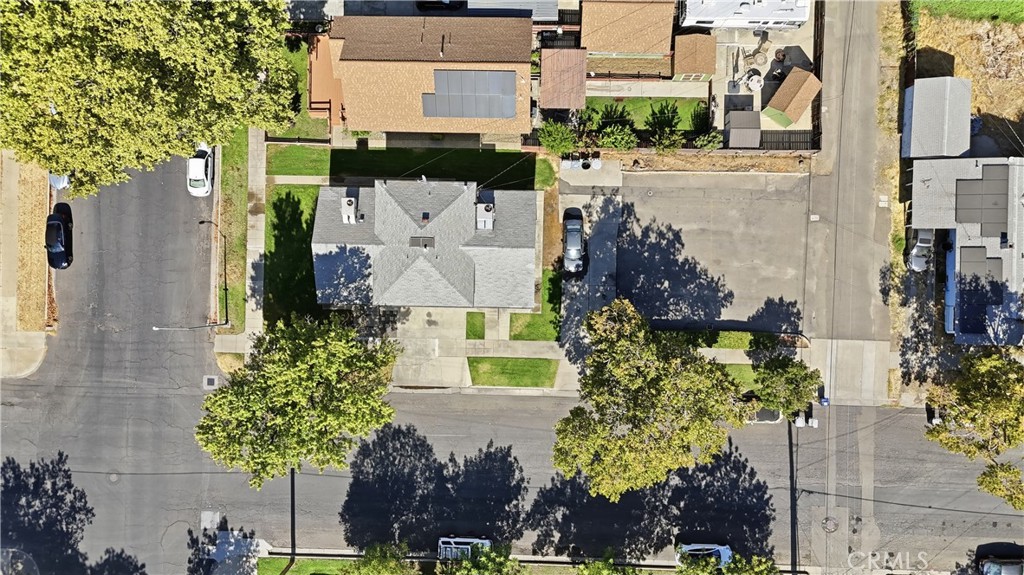 2205 O, Merced, CA 95340