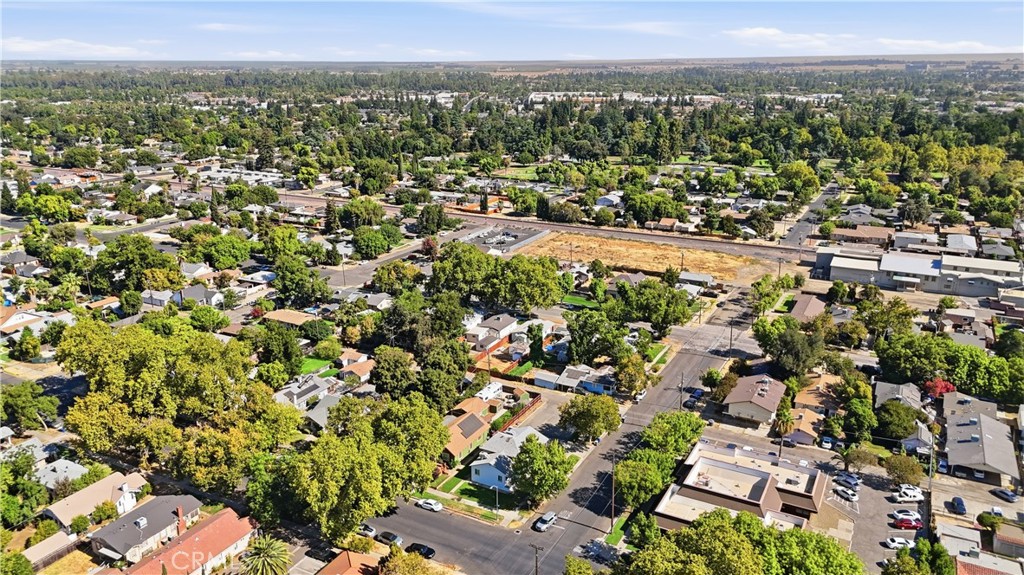 2205 O, Merced, CA 95340
