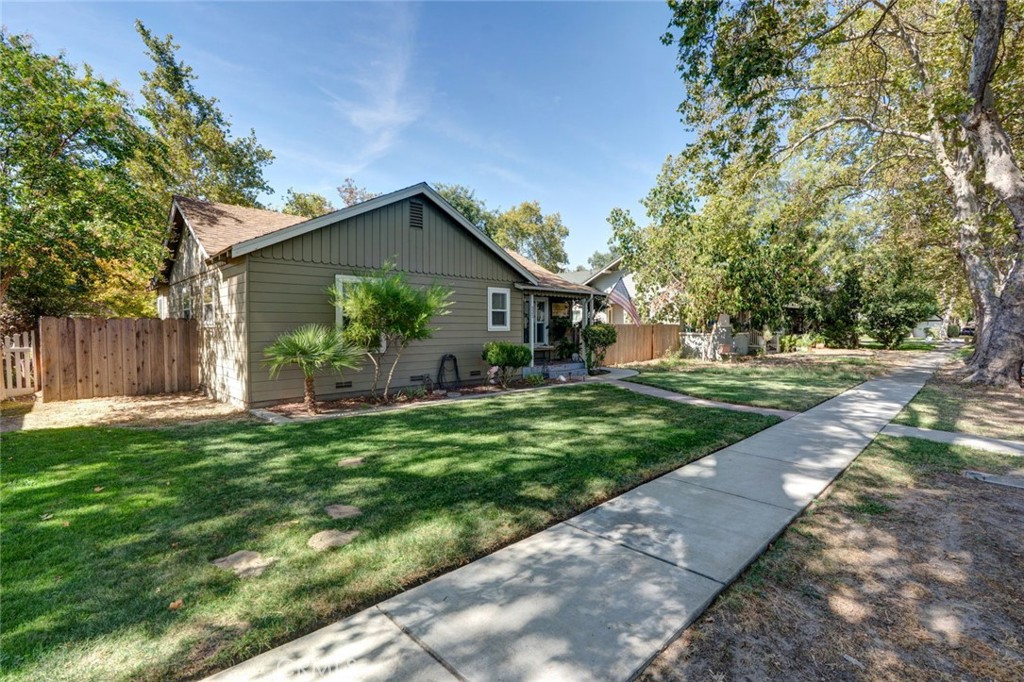 521 E Marshall, Turlock, CA 95380