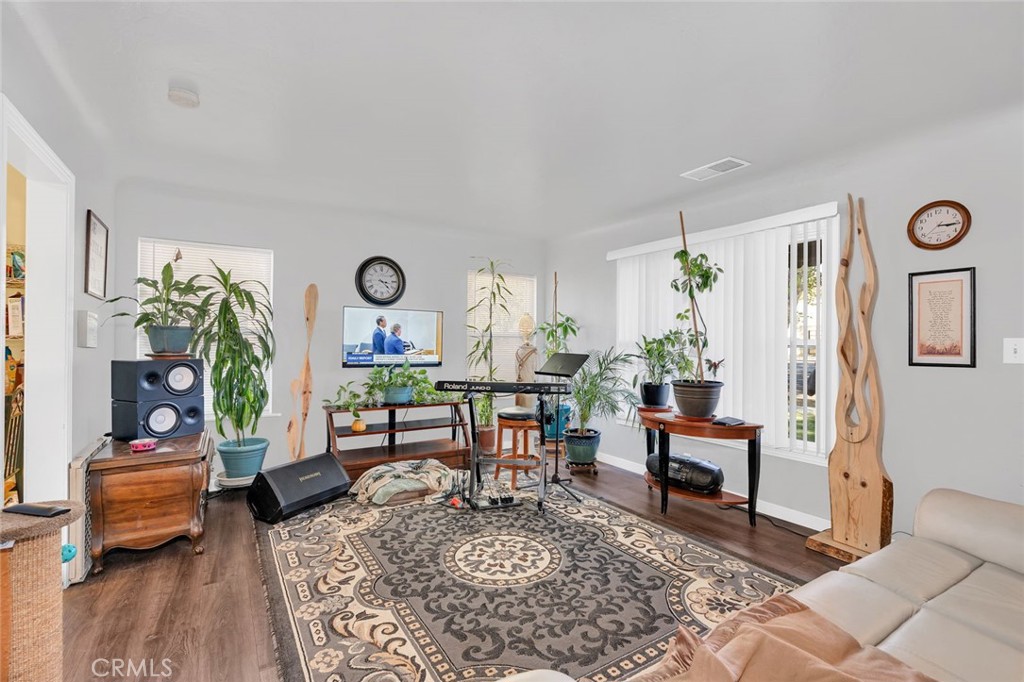 521 E Marshall, Turlock, CA 95380