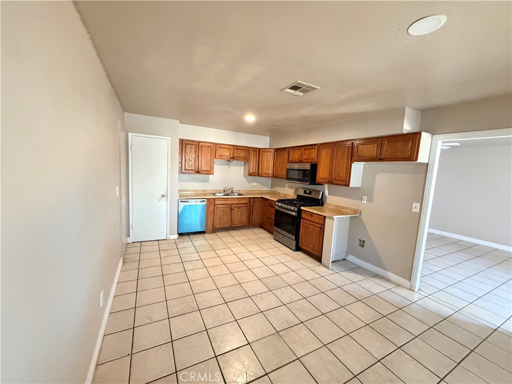 268 E 10th, Merced, CA 95341