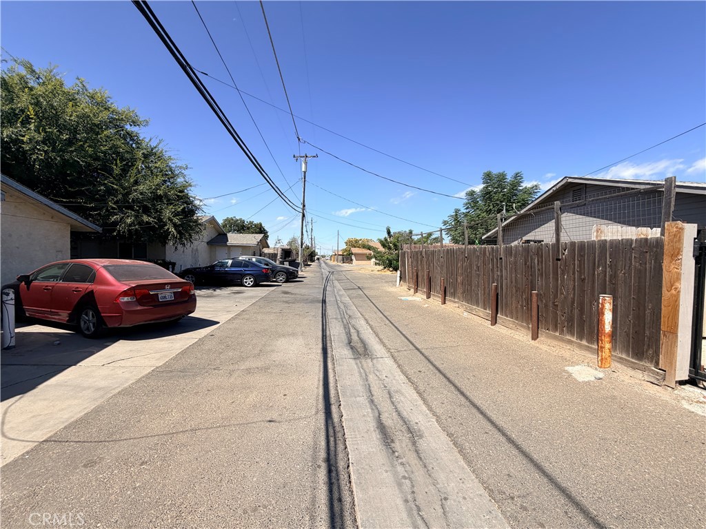 268 E 10th, Merced, CA 95341