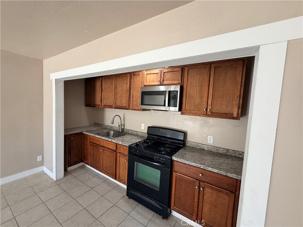 268 E 10th, Merced, CA 95341
