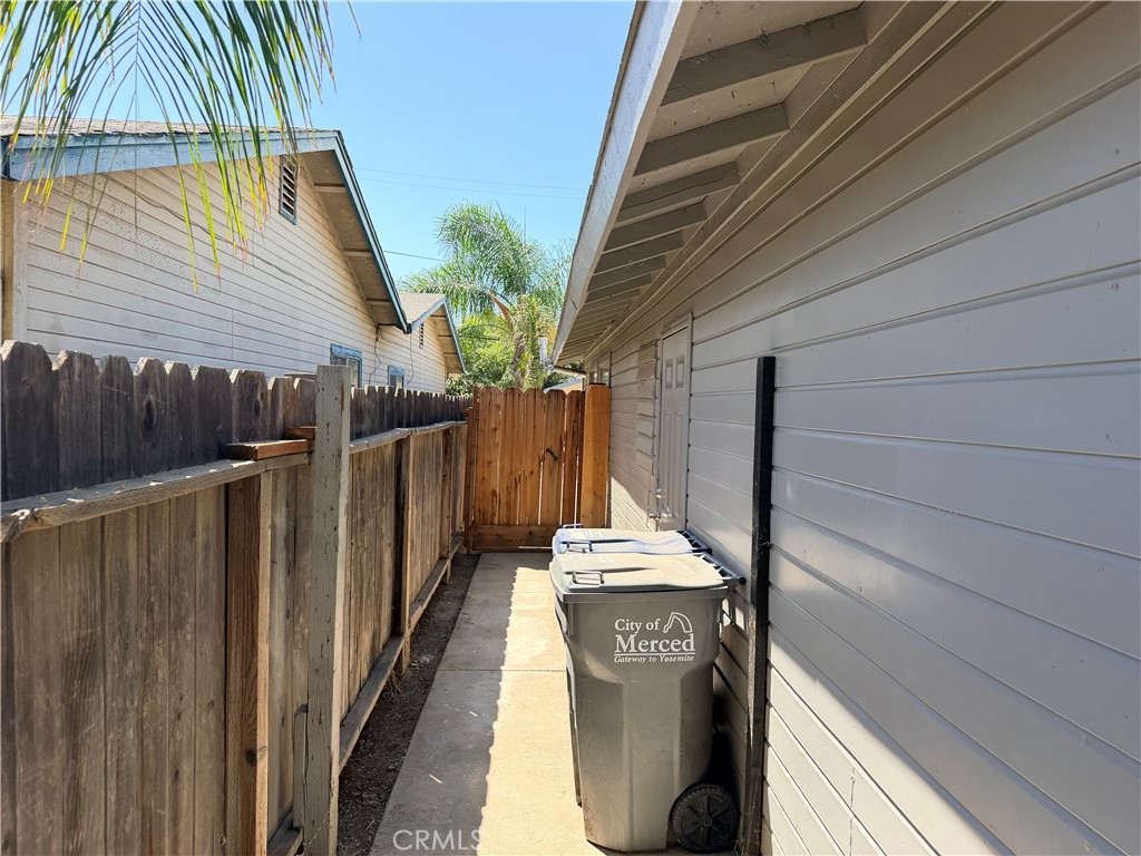 268 E 10th, Merced, CA 95341