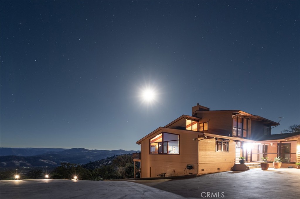9256 Lazo Way, La Grange, CA 95329