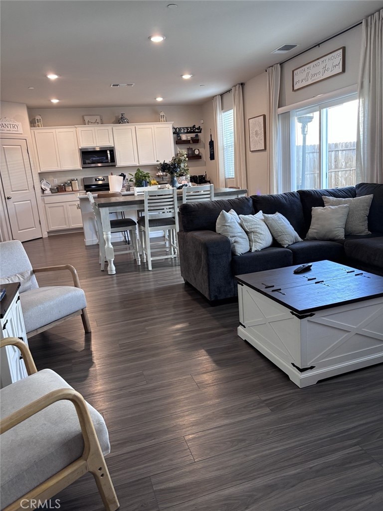 4180 Adobe Ct, Merced, CA 95348