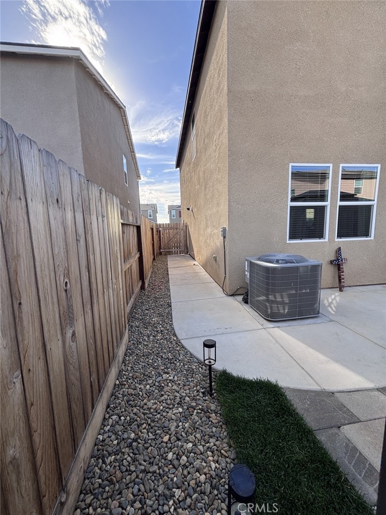 4180 Adobe Ct, Merced, CA 95348