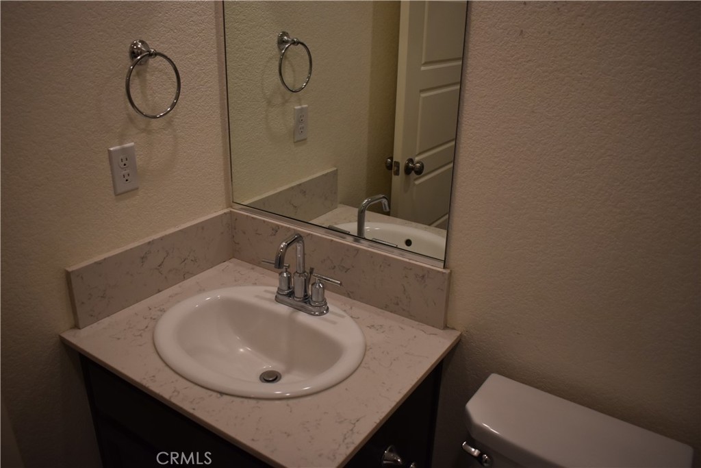 2382 Explorador, Merced, CA 95340