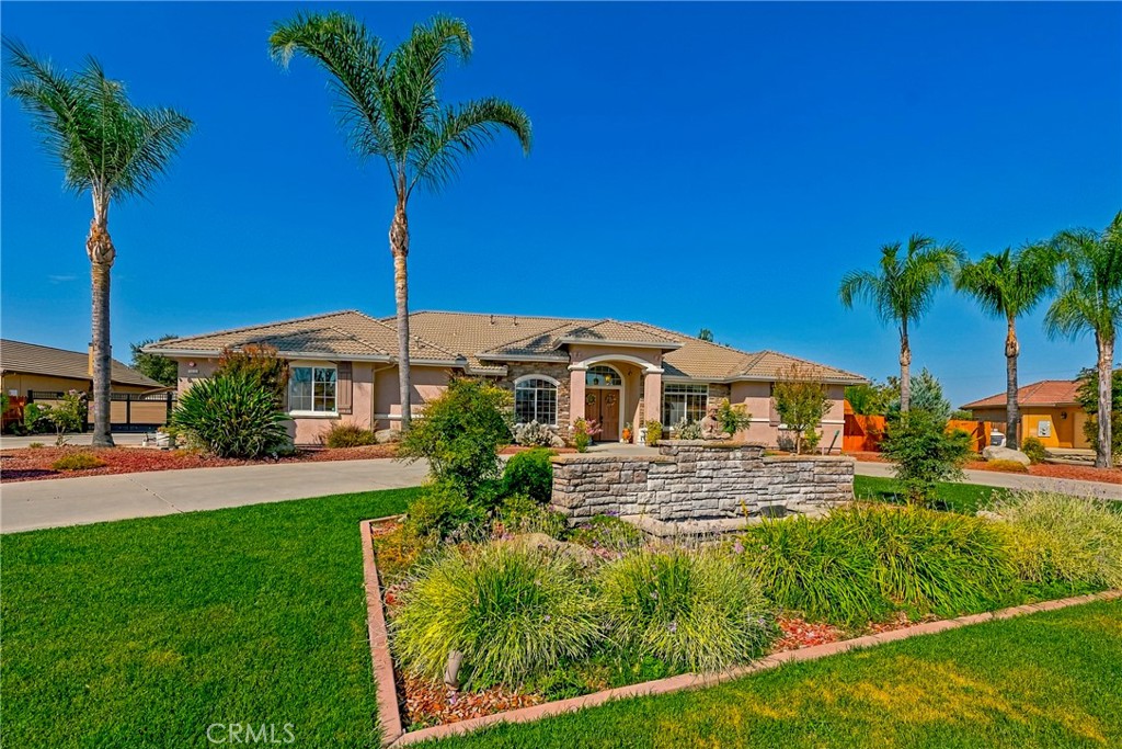 1923 Joeys Ct, Atwater, CA 95301
