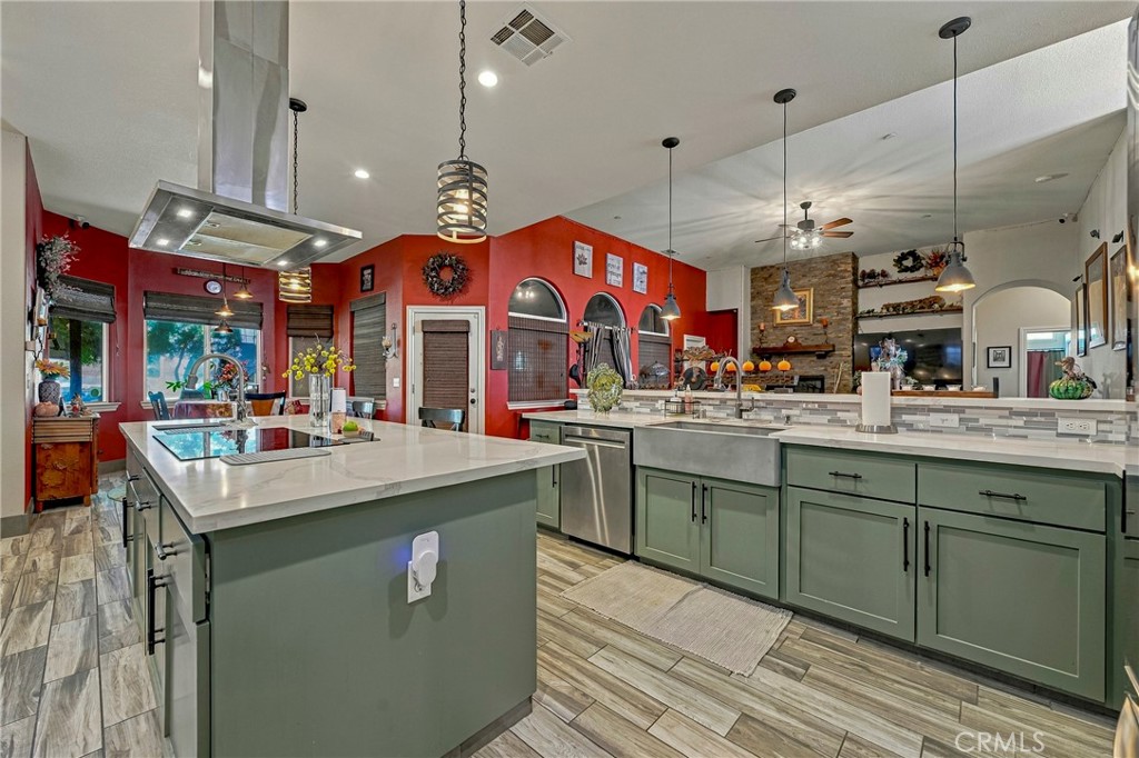 1923 Joeys Ct, Atwater, CA 95301