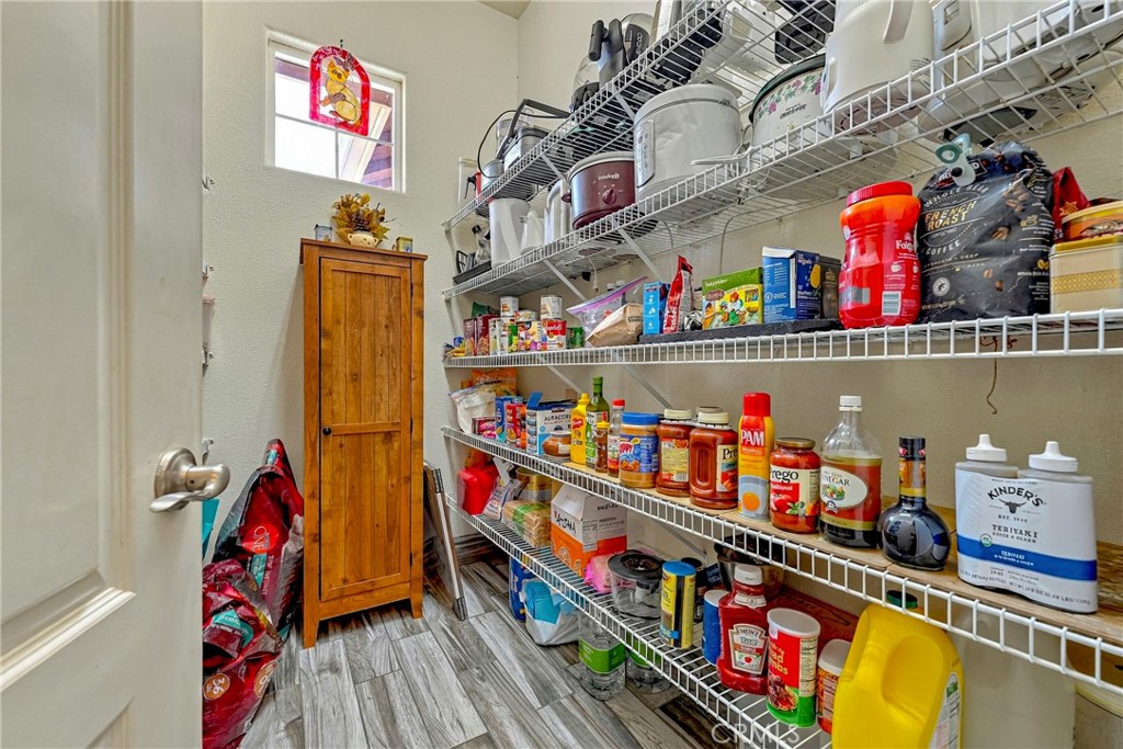1923 Joeys Ct, Atwater, CA 95301