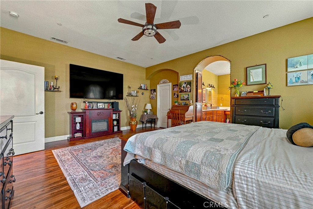 1923 Joeys Ct, Atwater, CA 95301