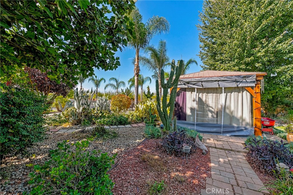 1923 Joeys Ct, Atwater, CA 95301