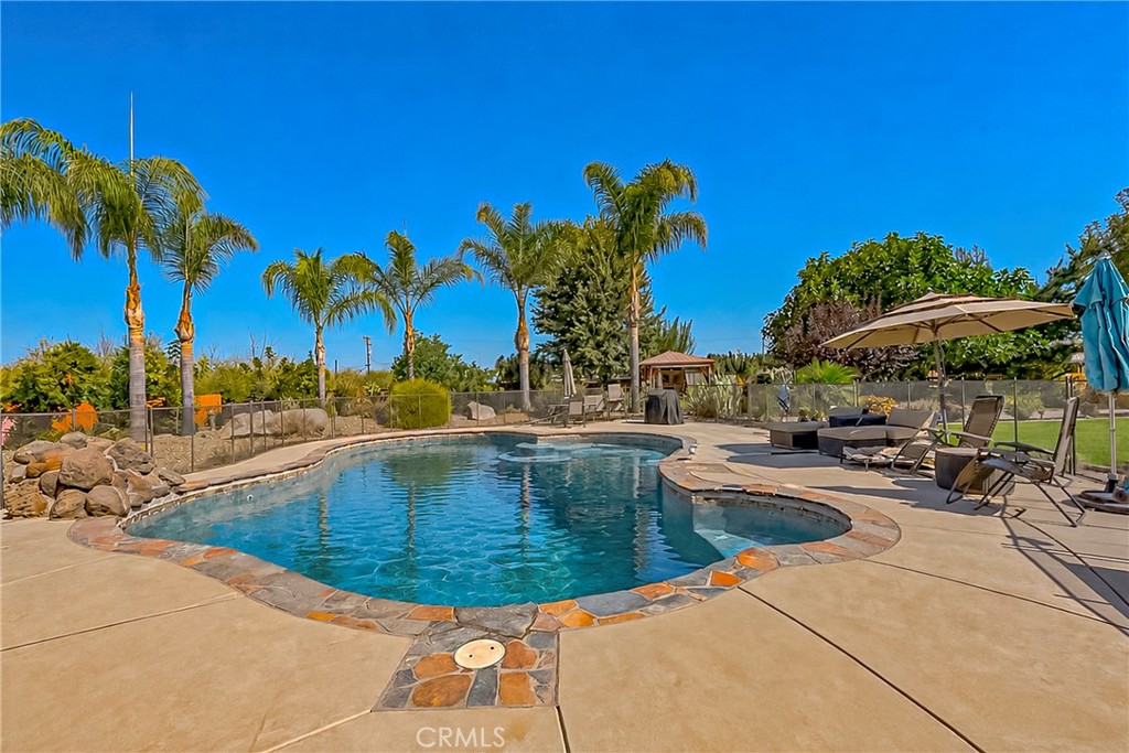 1923 Joeys Ct, Atwater, CA 95301
