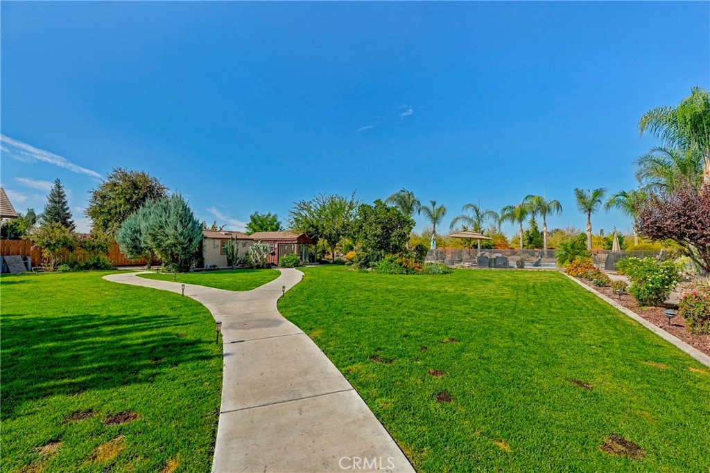 1923 Joeys Ct, Atwater, CA 95301