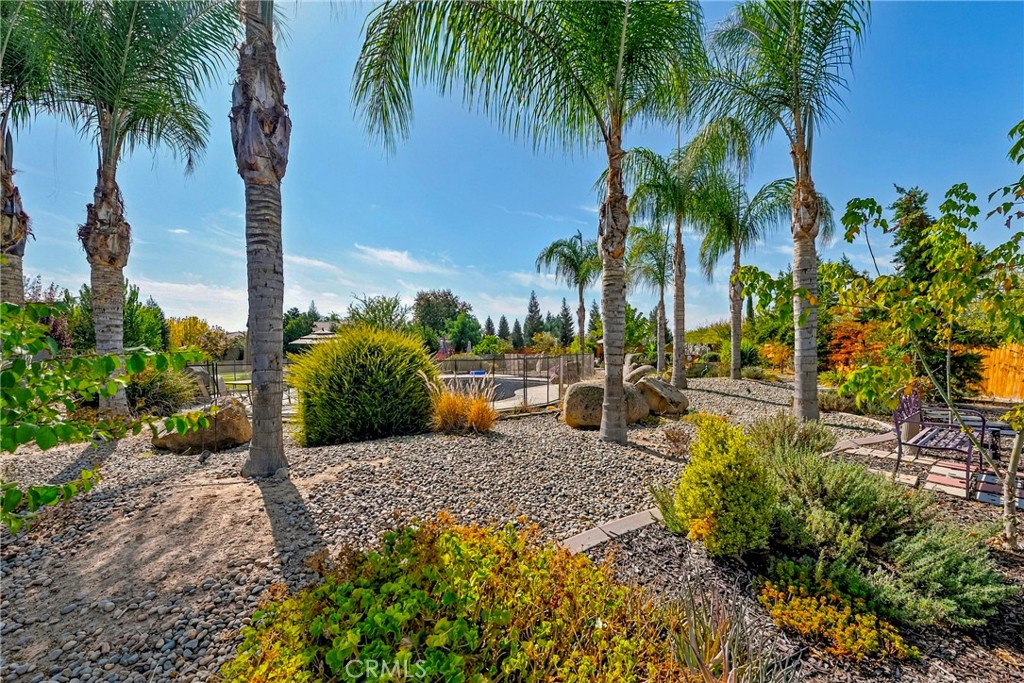 1923 Joeys Ct, Atwater, CA 95301