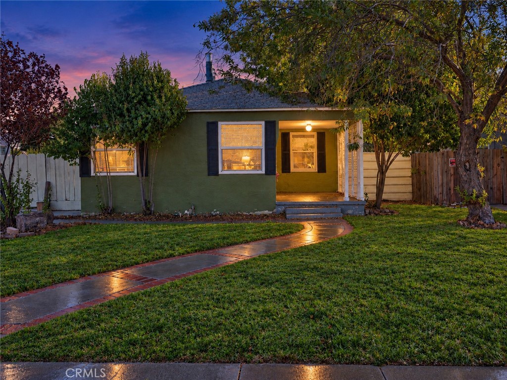 360 E 19th St, Merced, CA 95340
