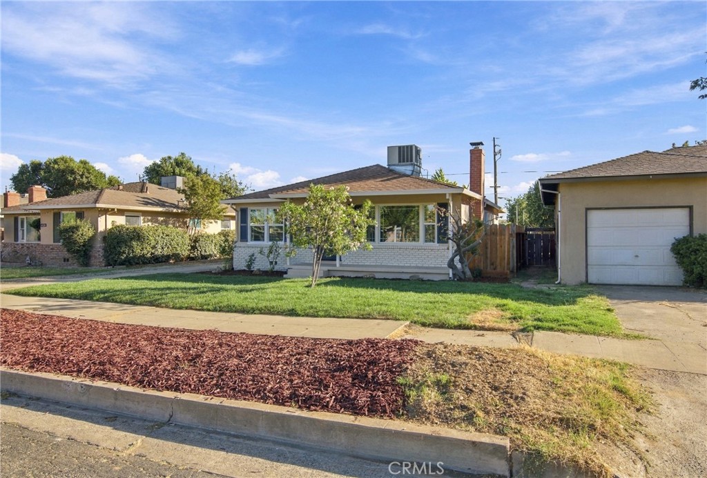1438 W 19th, Merced, CA 95340
