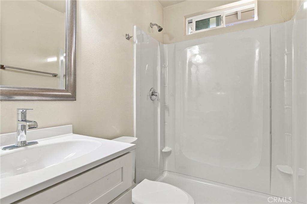 1438 W 19th, Merced, CA 95340