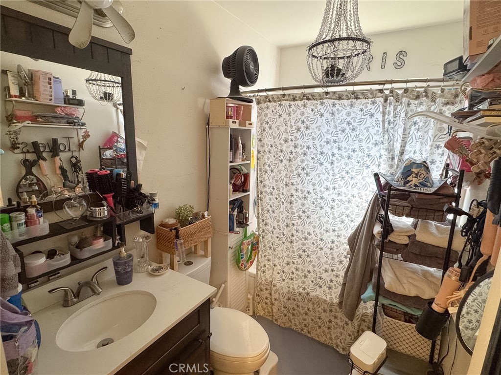 1140 Front St, Livingston, CA 95334