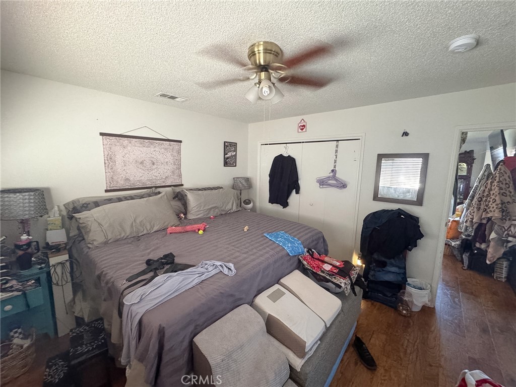 1140 Front St, Livingston, CA 95334