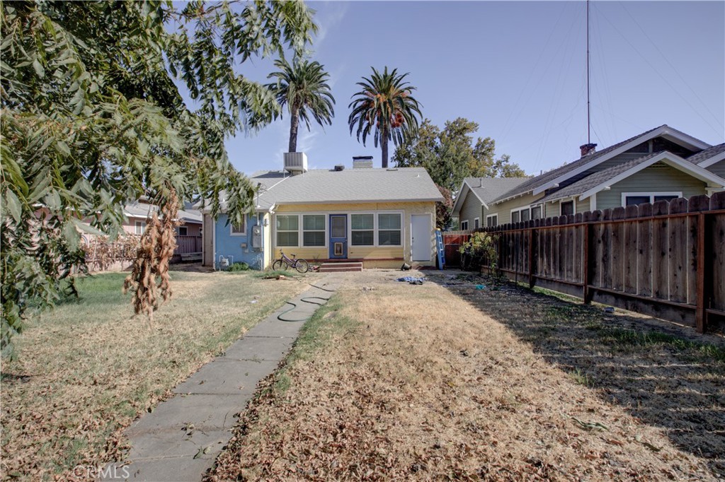 420 W 19th St, Merced, CA 95340