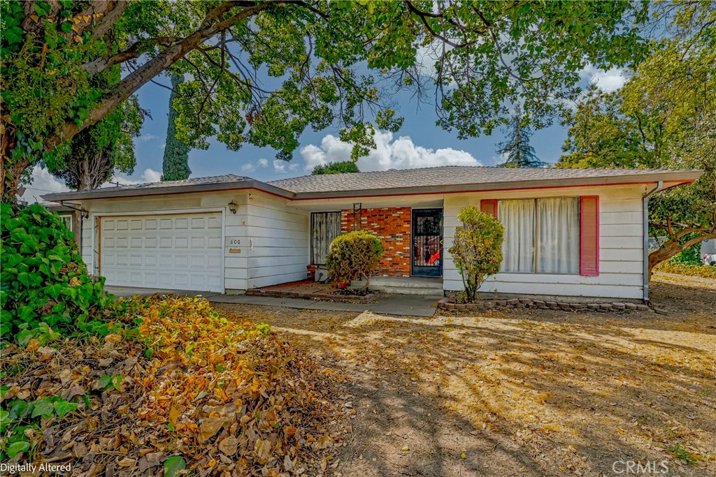 600 Dennis Ct, Merced, CA 95340