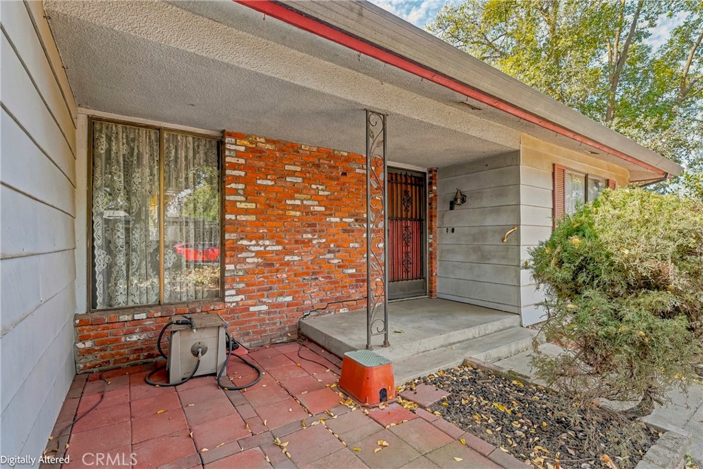 600 Dennis Ct, Merced, CA 95340
