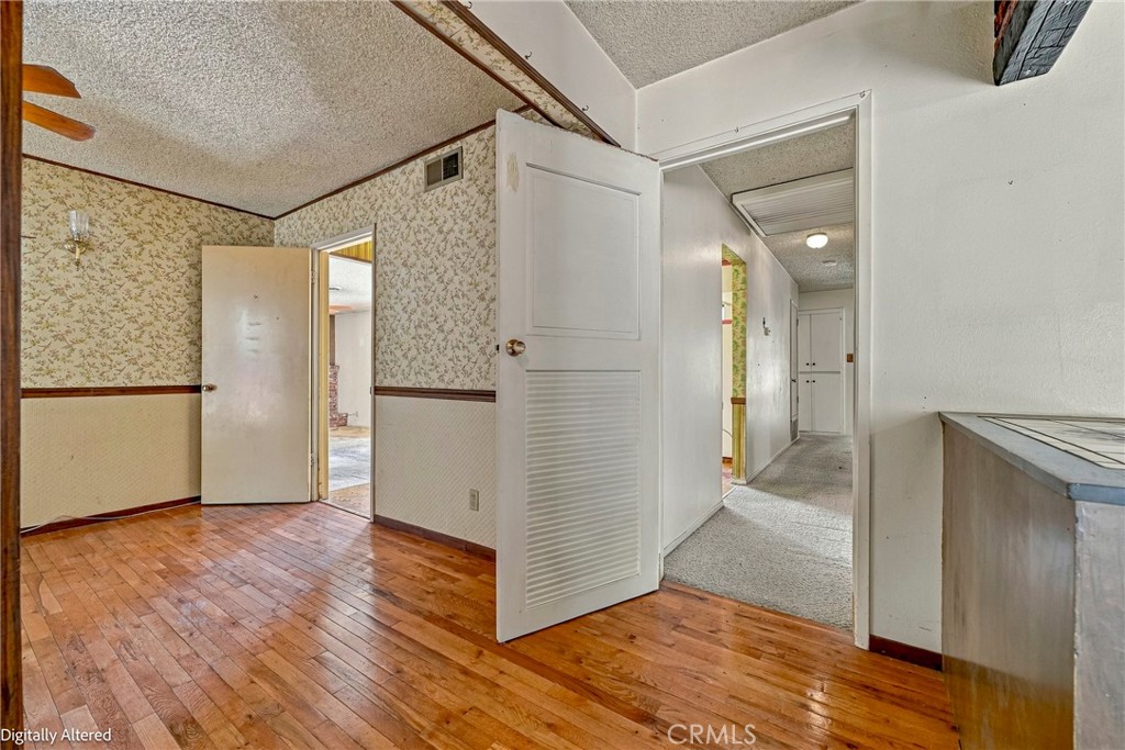 600 Dennis Ct, Merced, CA 95340