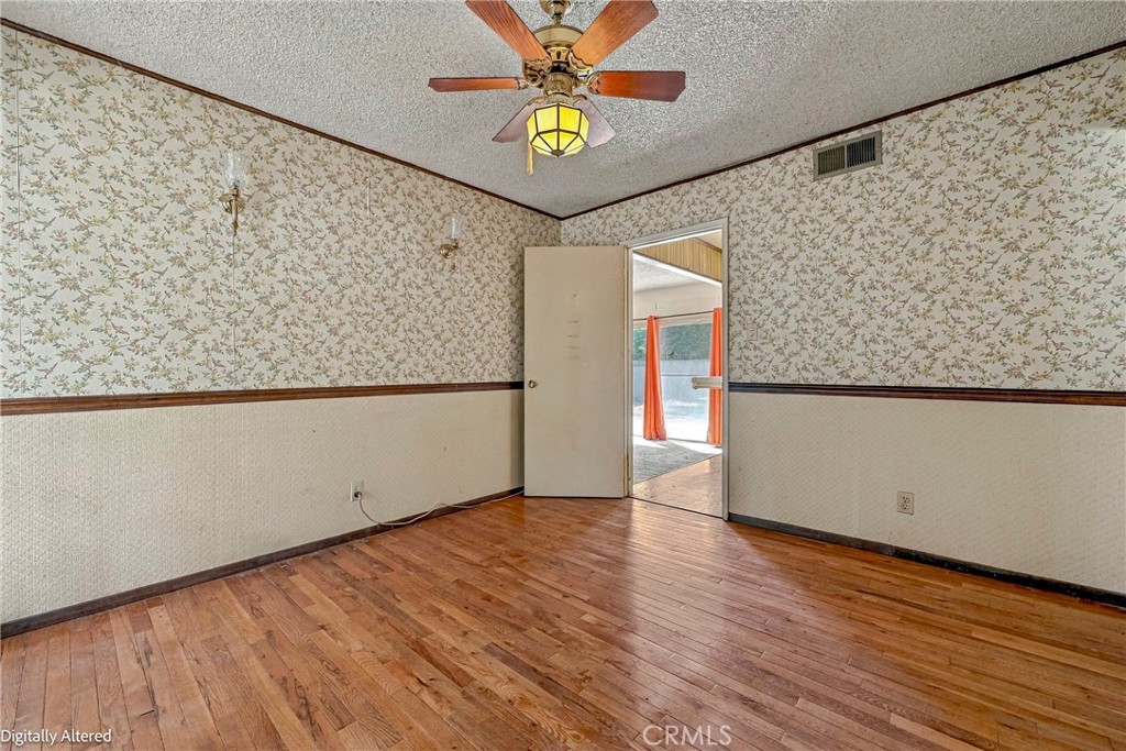 600 Dennis Ct, Merced, CA 95340