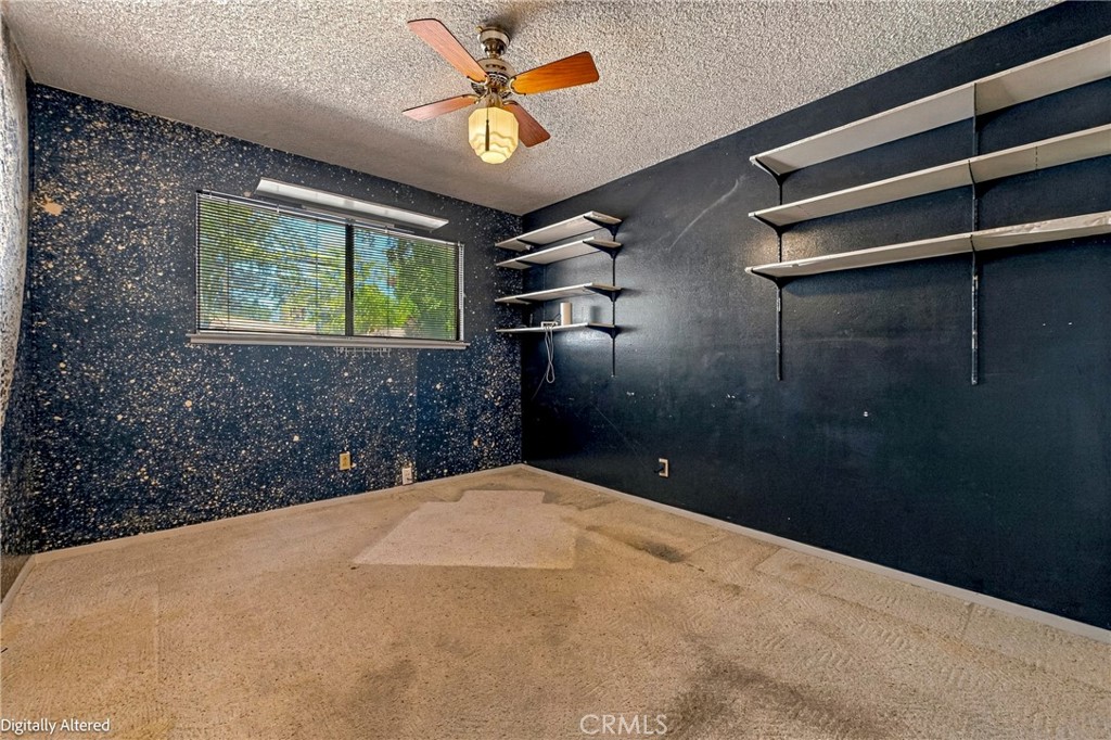 600 Dennis Ct, Merced, CA 95340
