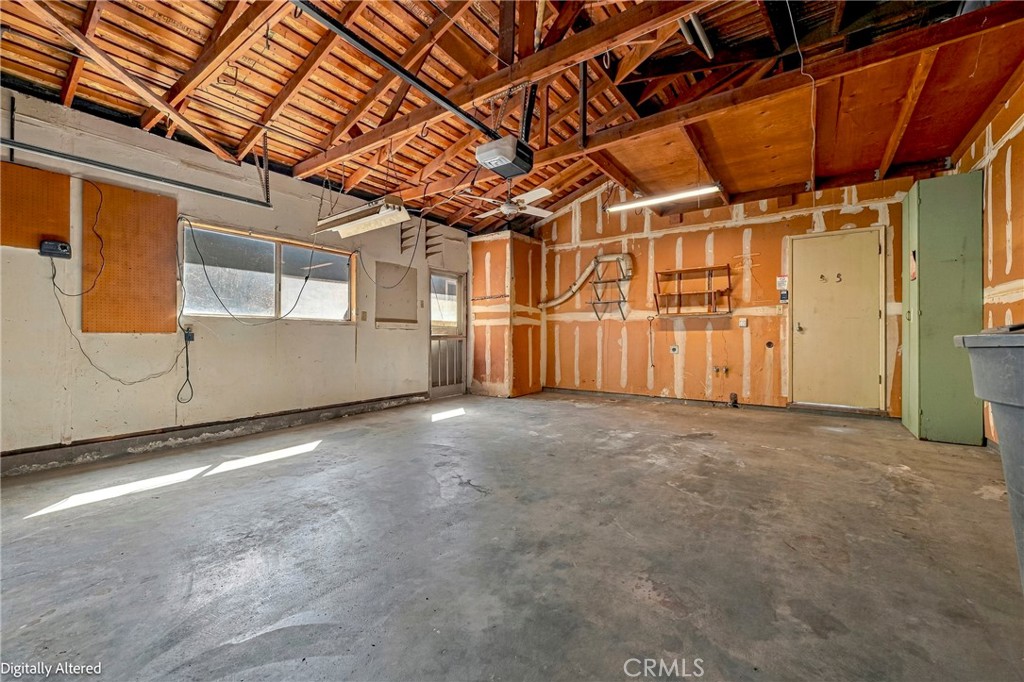 600 Dennis Ct, Merced, CA 95340