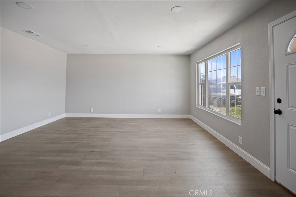 2574 Beachwood, Merced, CA 95348