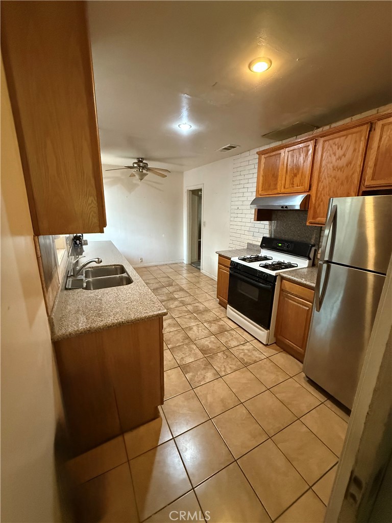 2501 3rd Ave, Merced, CA 95340