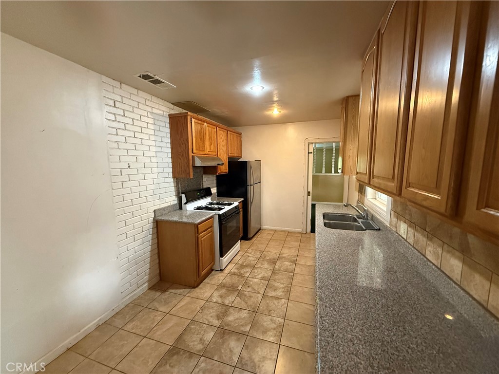 2501 3rd Ave, Merced, CA 95340