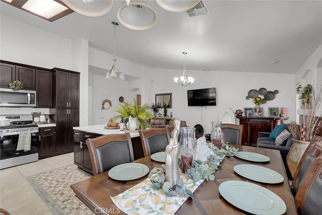 3770 Buenaventura, Ceres, CA 95307