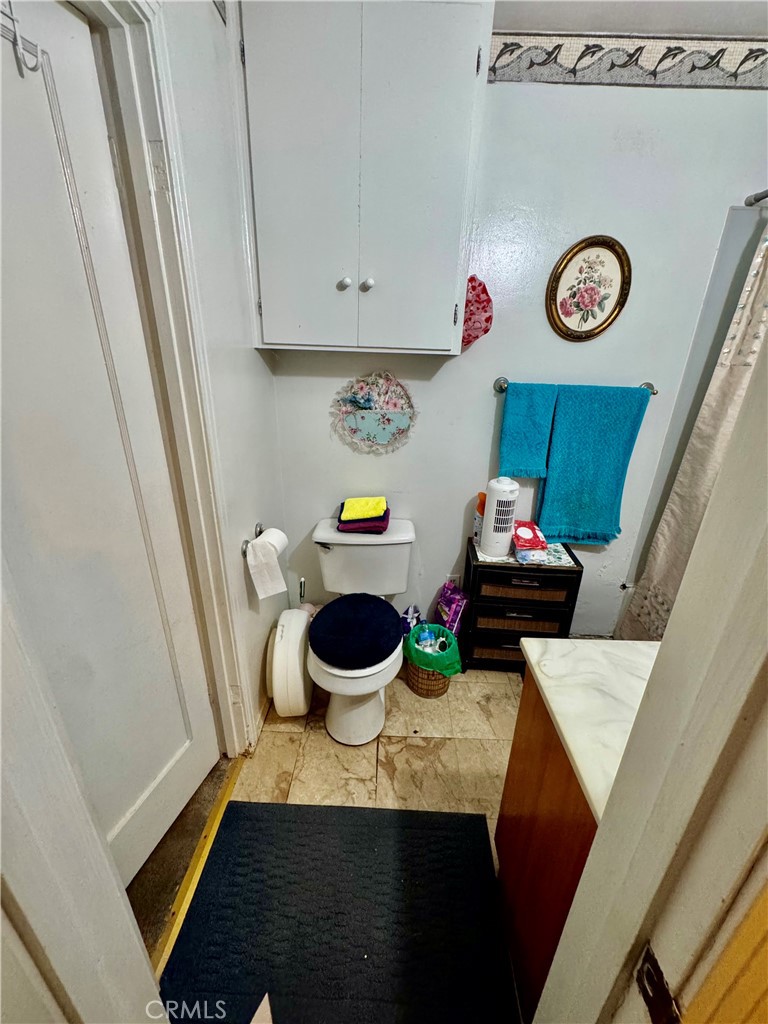 901 Elm Ave, Atwater, CA 95301
