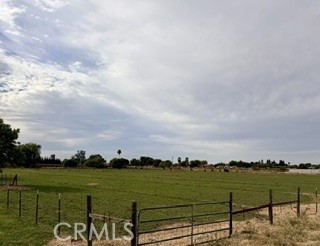 609 S Miller, Le Grand, CA 95333