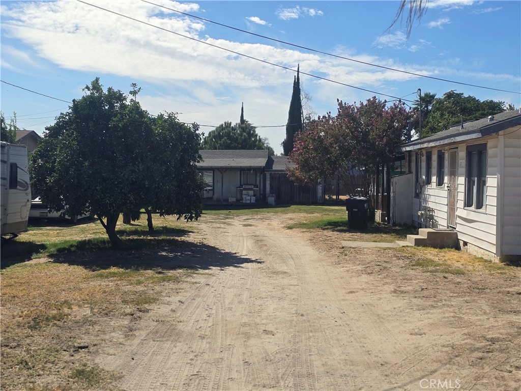6805 California, Winton, CA 95388