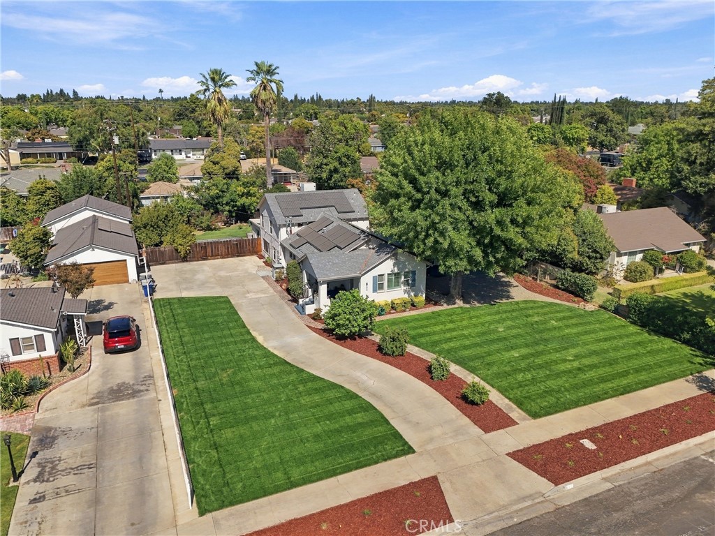 611 E 20th St, Merced, CA 95340