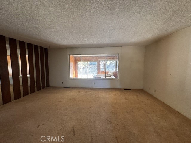 2121 Almondwood, Merced, CA 95340