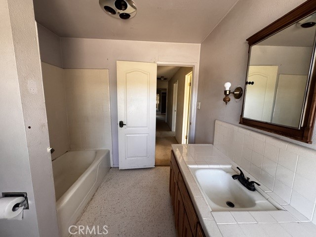 2121 Almondwood, Merced, CA 95340