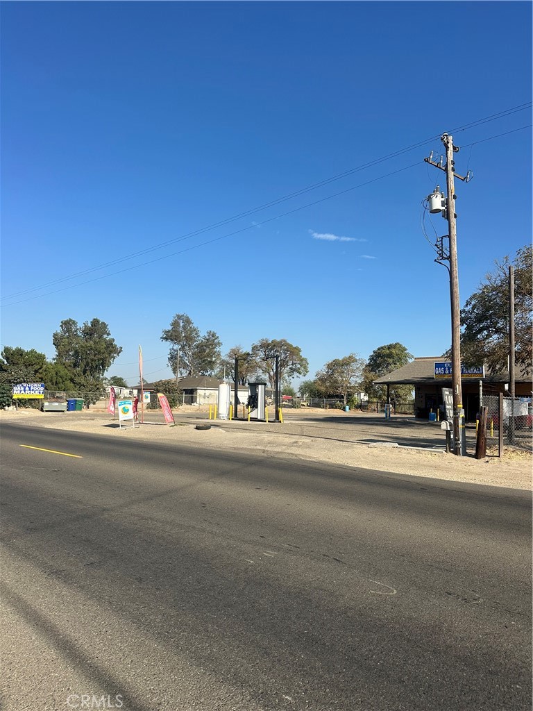 3126 W Elkhorn, Caruthers, CA 93609